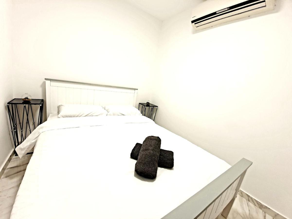 Suiteyarin Eilat Close To The Beach Екстер'єр фото
